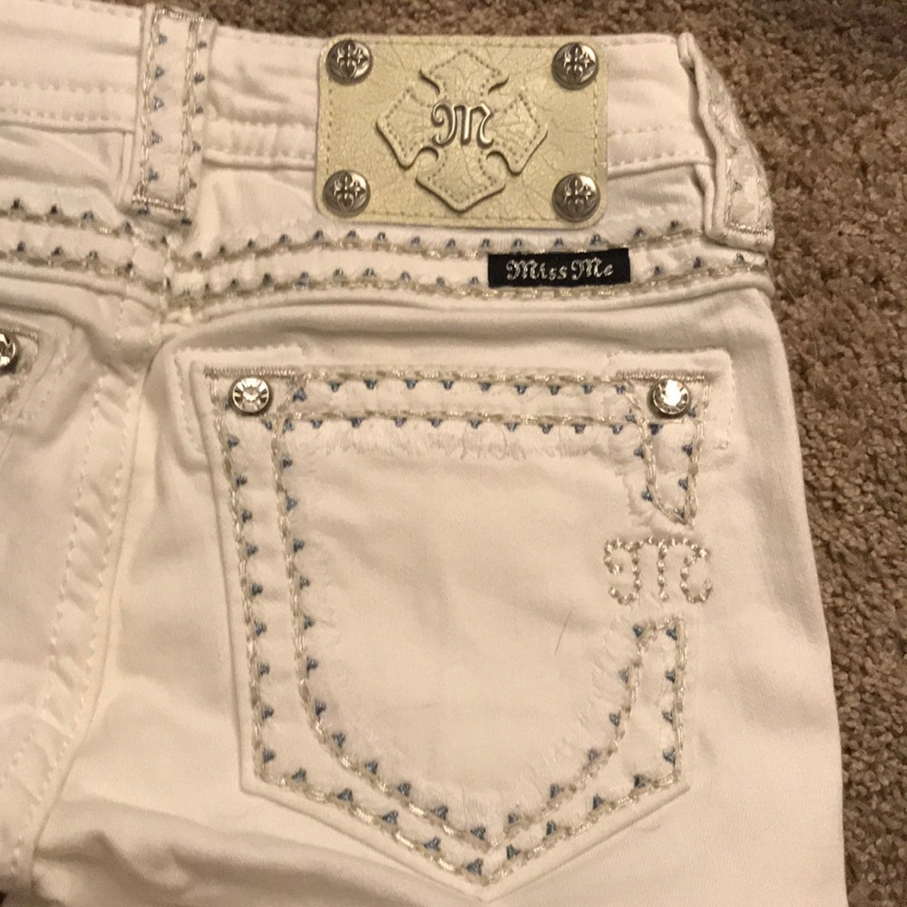 White Skinny Miss Me Jeans